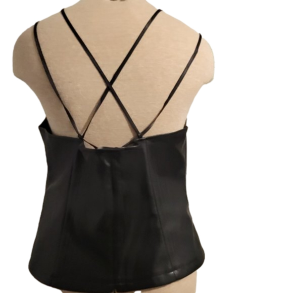 NWT-MARC NEW YORK BLACK FAUX LEATHER TOP-SLEEVELESS-GREAT FOR HALLOWEEN-HOT-NWT - Picture 2 of 6